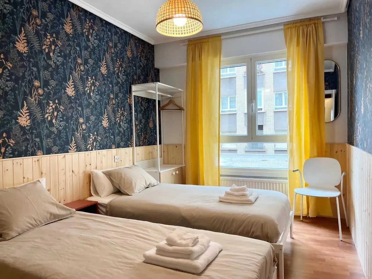 Apartamento Amplio Y Luminoso ビトリア・ガステイス